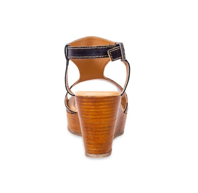 Deadwood Tooled Wedge