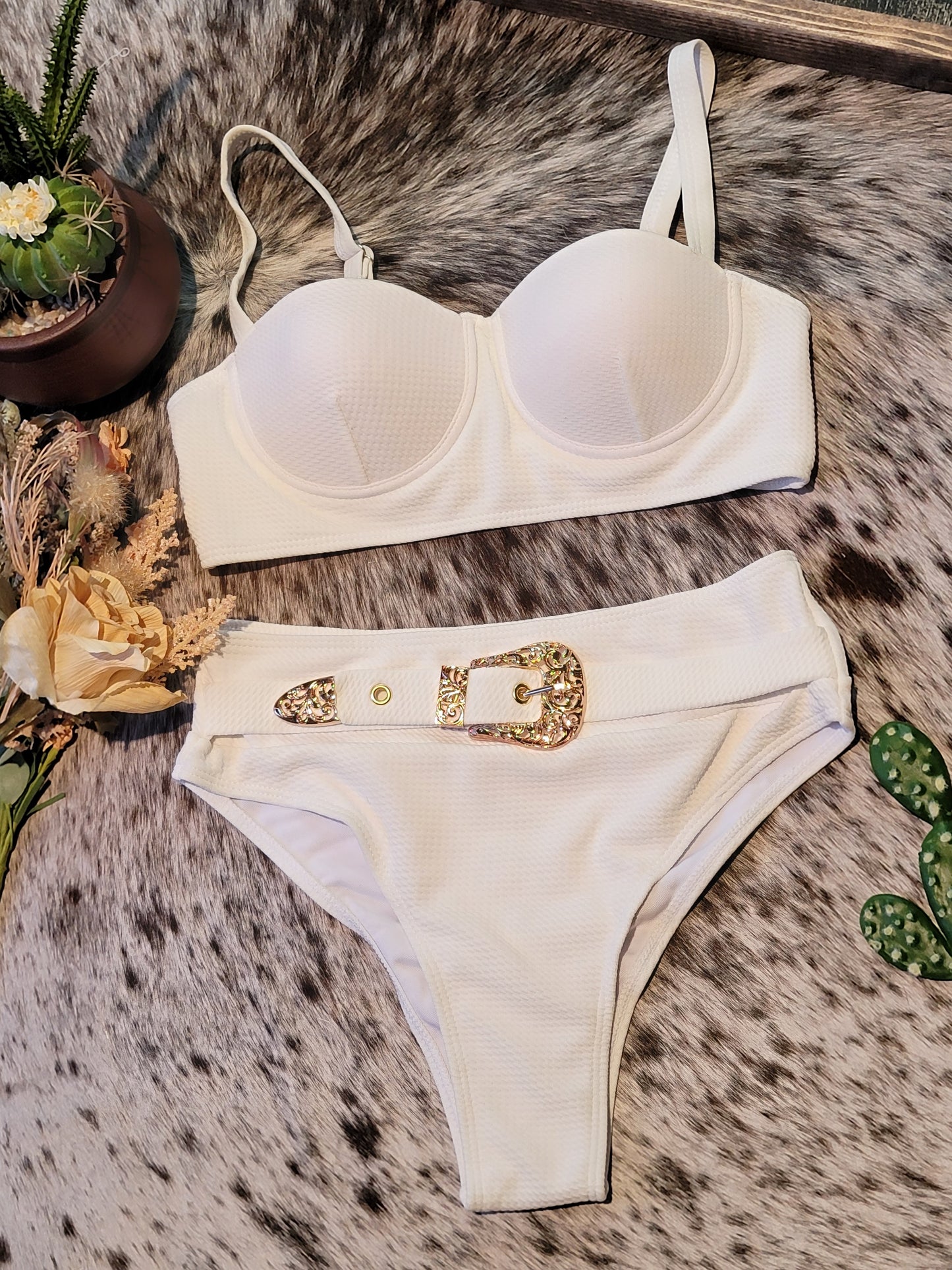 Buckle Bikini (White)