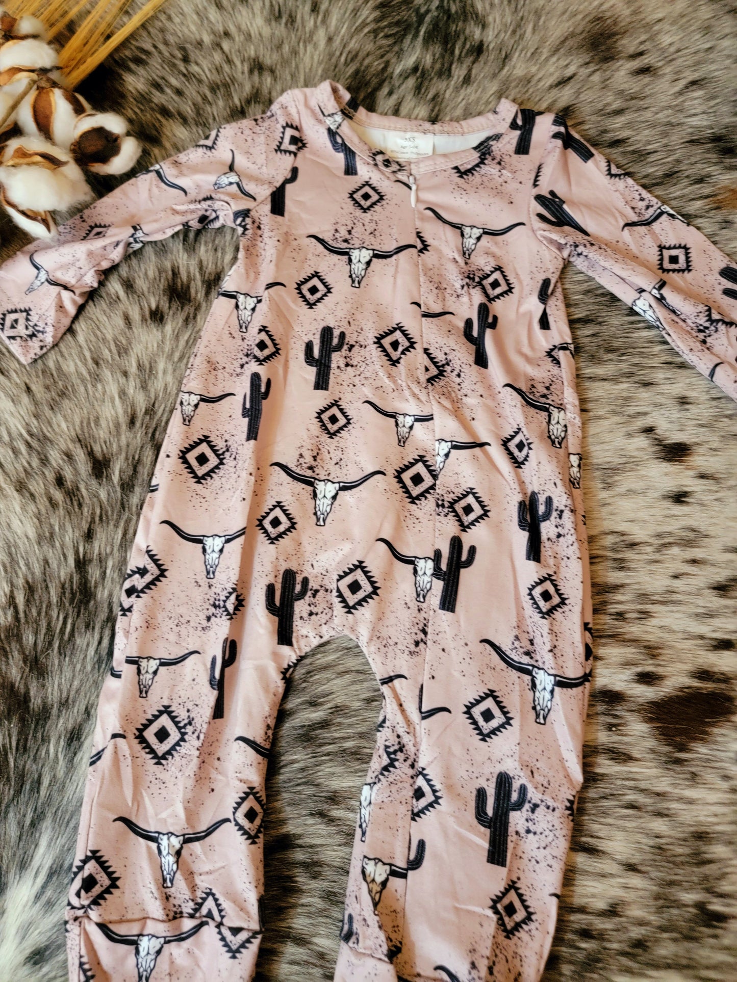 Longhorn/Cactus Footies