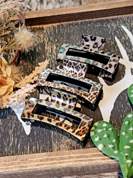 Leopard Clips